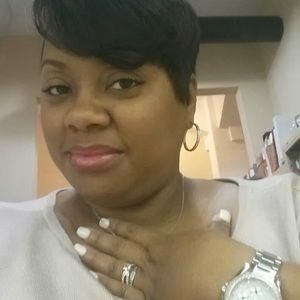 Meet your Posher, Yudaina